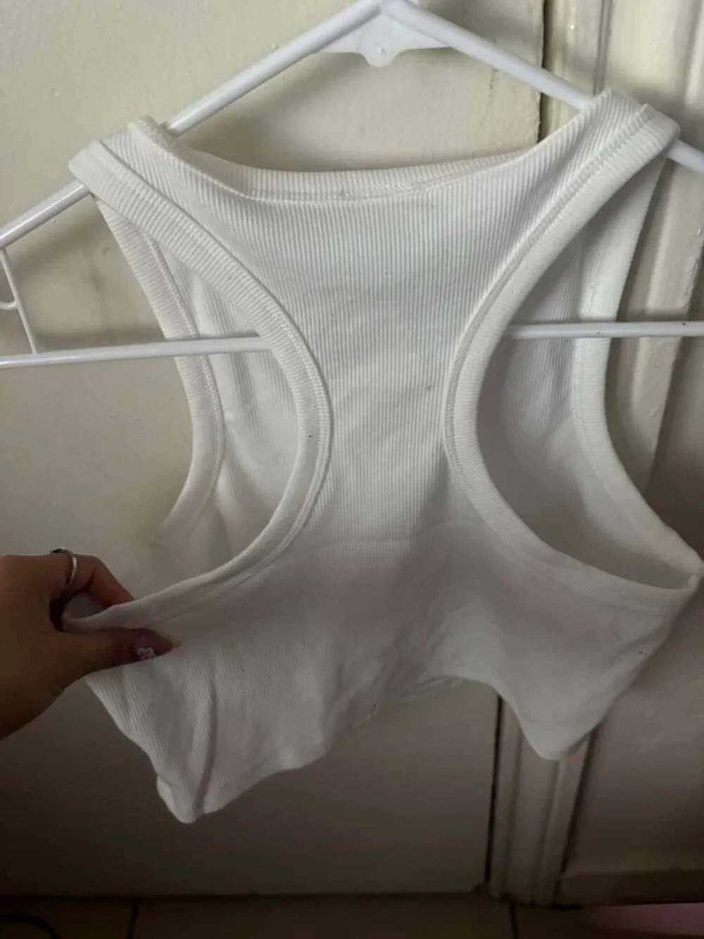 ALO YOGA white tank top size large nwtg